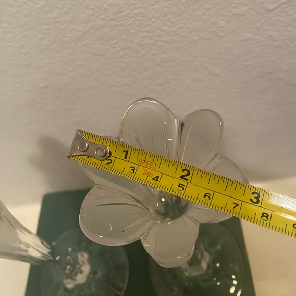 Vintage Pair of 24% Lead Tulip Crystal Cristal d'Arques French Candle Holders - Picture 9 of 9